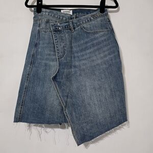 Evidnt Asymmetrical Denim Skirt Blue – Women’s Size 26 – Statement Style